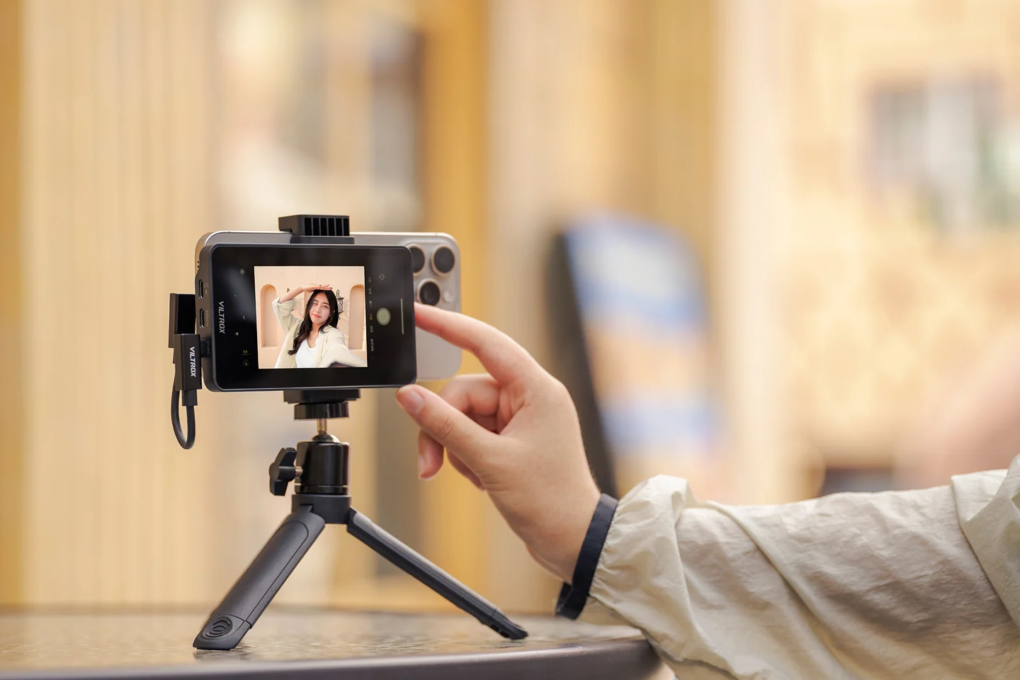 Viltrox DC-T1 5-Inch FHD Phone Monitor
